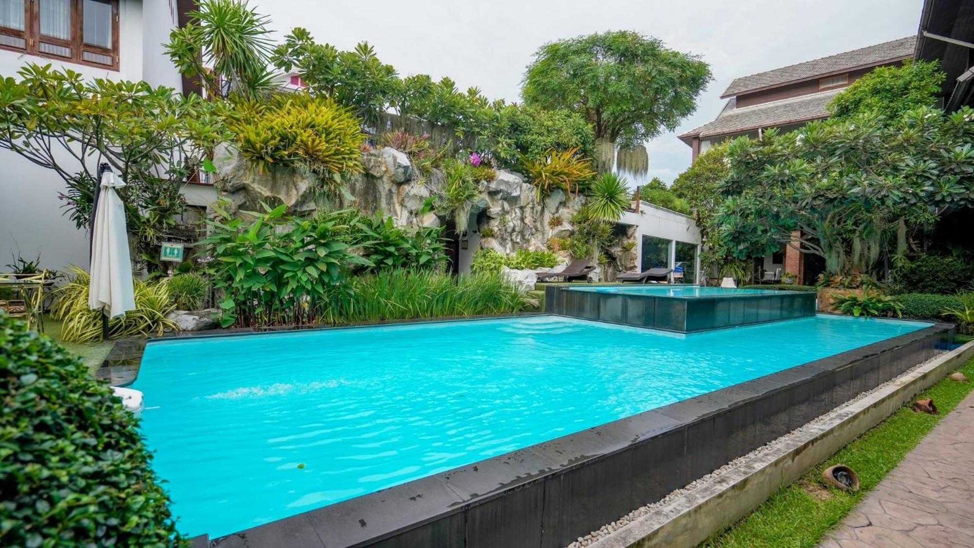 Kodchasri Thani Hotel Chiangmai Τσιάνγκ Μάι Εξωτερικό φωτογραφία